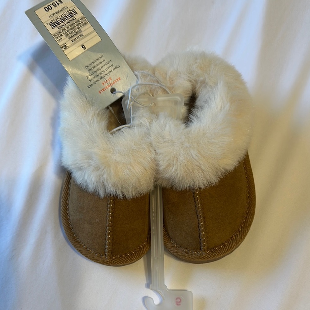 Cat and Jack - Kids Faux Fur Lined Moccasin Slippers - Brown